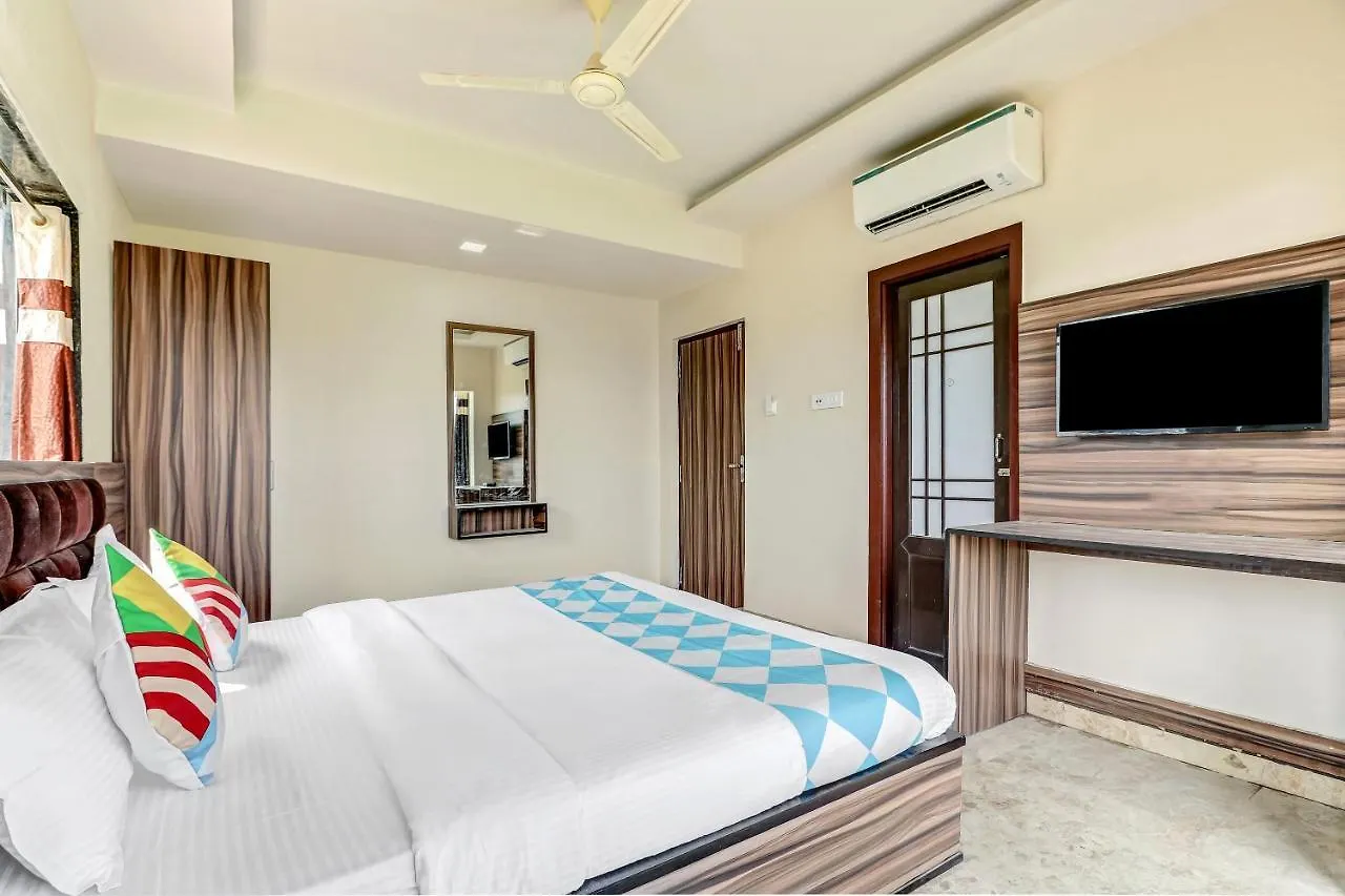 Oyo Home The City Villa Alwaye 3*,  Indien